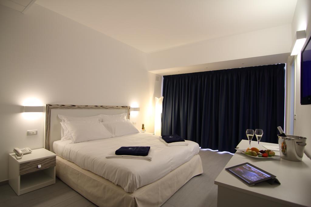 Hotel Miramare Marina di Ragusa Exterior photo